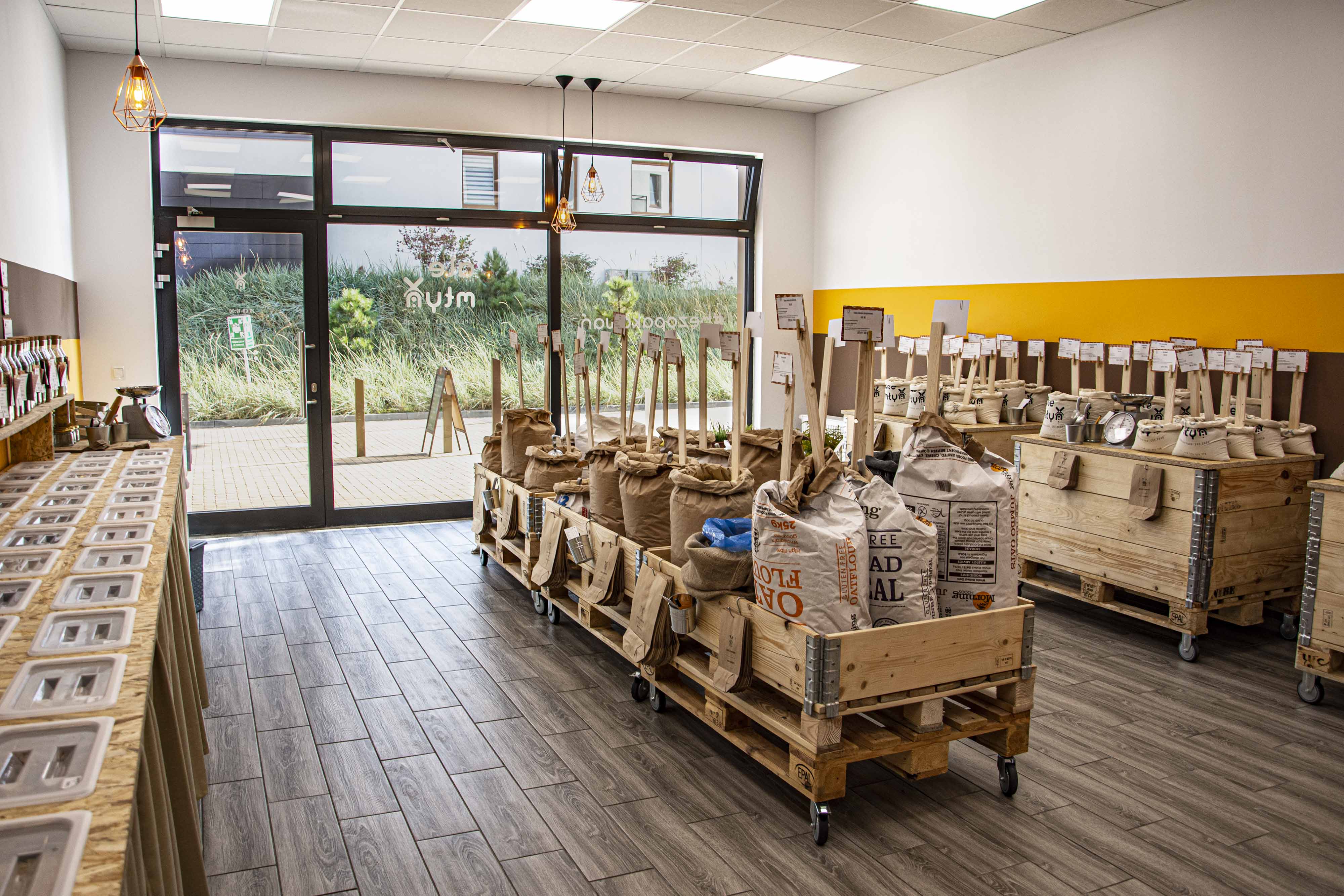 Dlaczego warto kupować zdrową żywność na wagę?